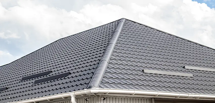 Roof Gully Repair in West Chicago